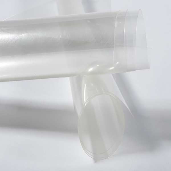 Aliphatic TPU film for laminat